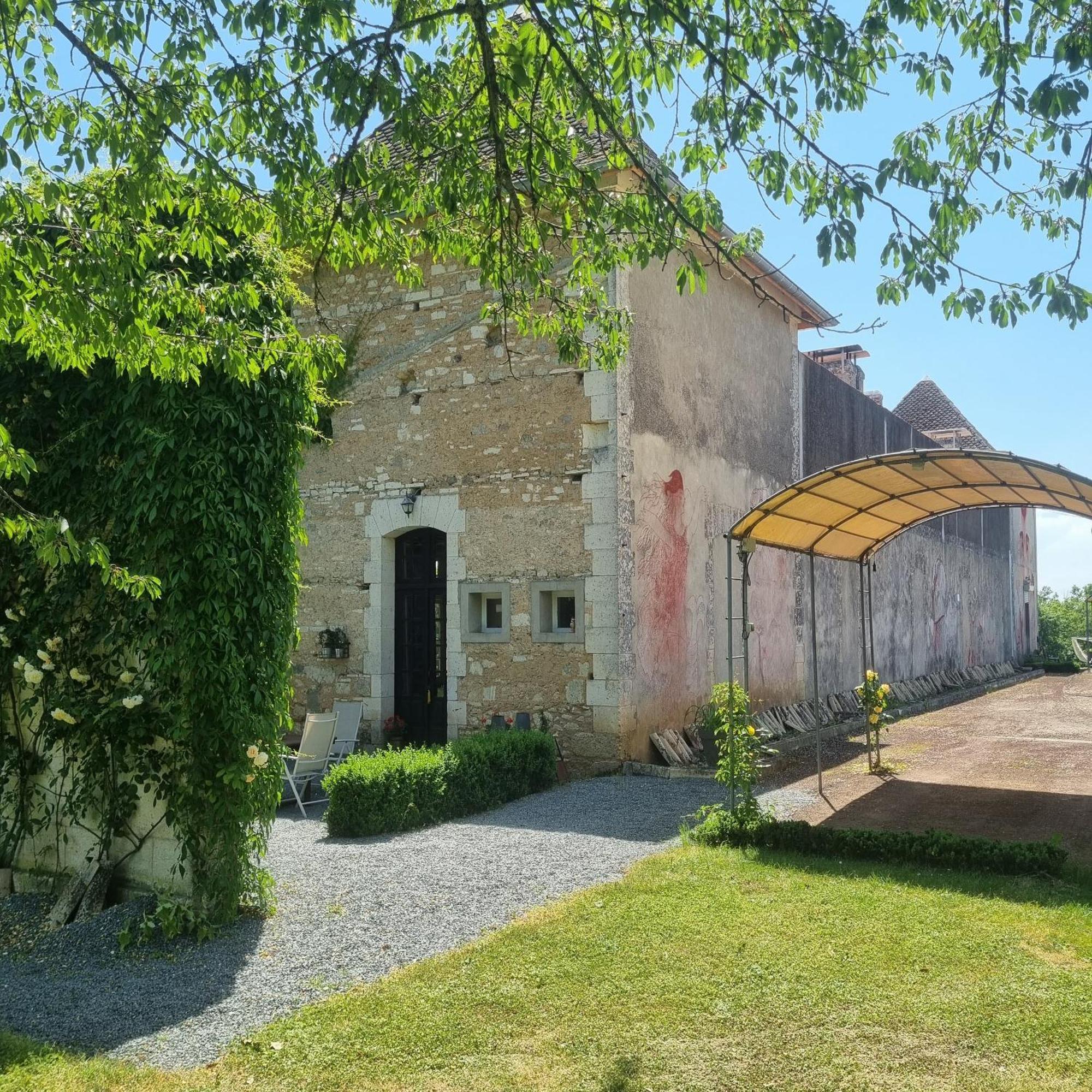 Chateau Neuf Le Desert Le Pizou Zewnętrze zdjęcie