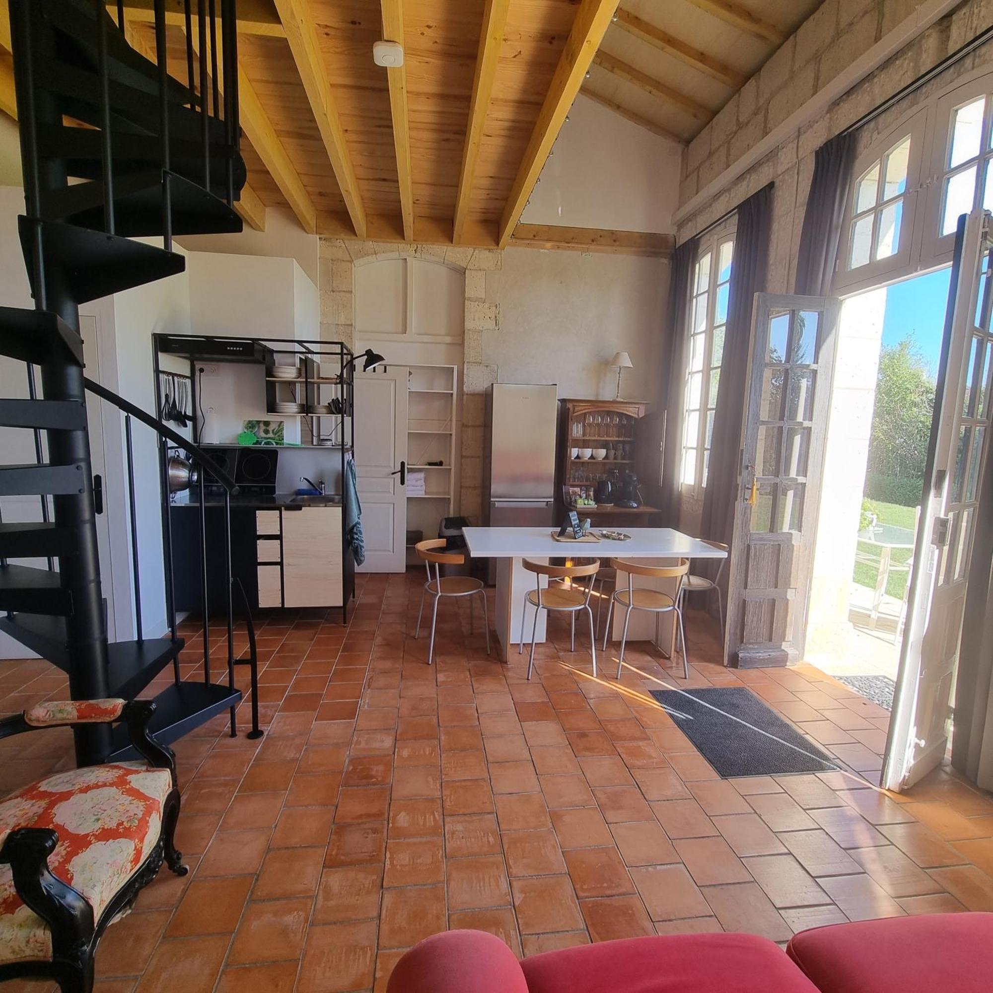 Chateau Neuf Le Desert Le Pizou Pokój zdjęcie